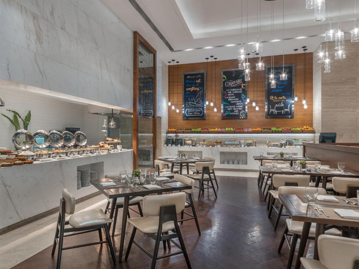 Richmonde Hotel Iloilo Экстерьер фото
